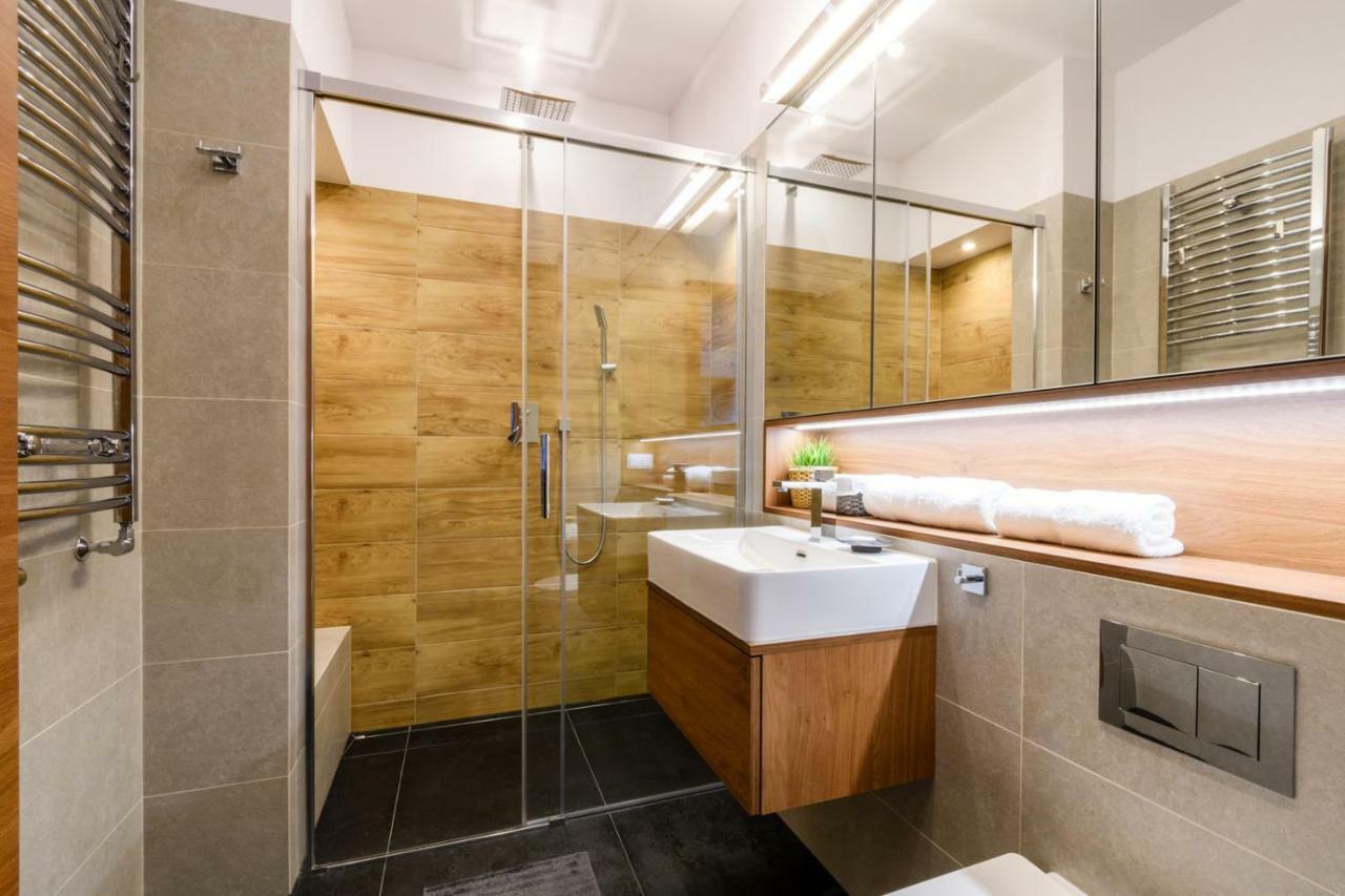 Cinema Apartment - Warsaw Ngoại thất bức ảnh